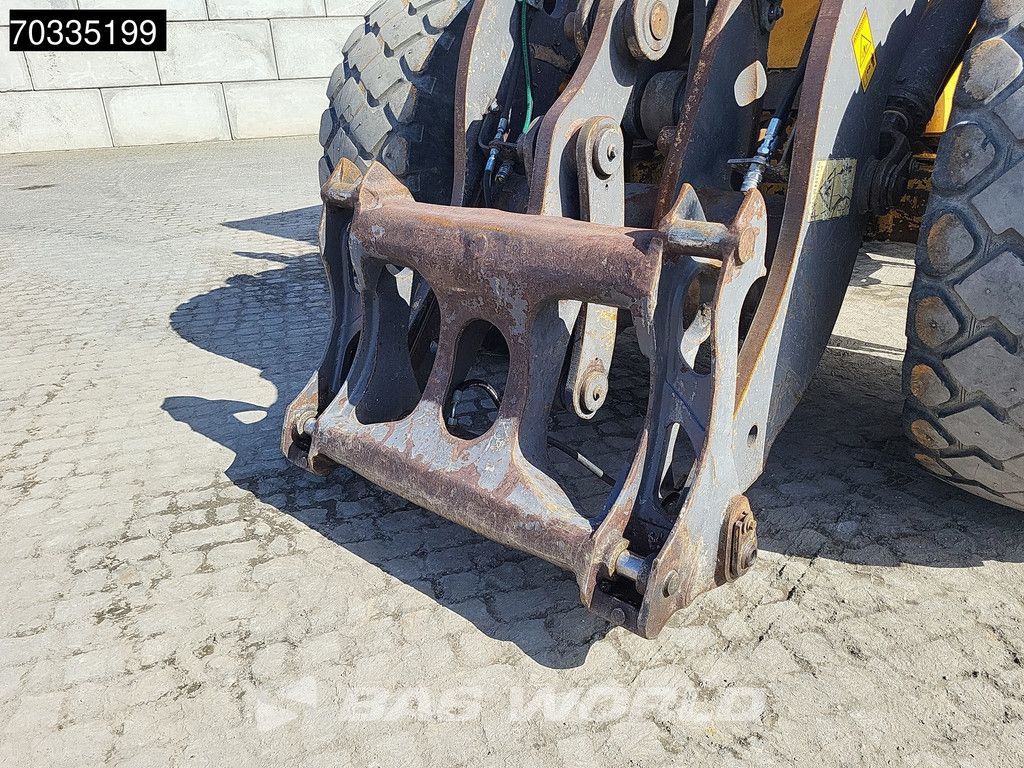 Volvo L70 E Low Hours!