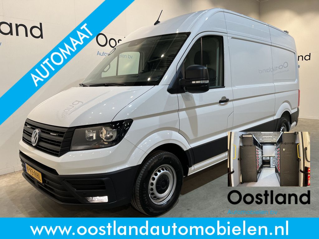 Volkswagen Crafter 35 2.0 TDI L3H3 180 PK Automaat / Euro 6 / Servicebus / Modul-System Inrichting / Euro 6 / 220V. / Trekhaak 3.000 KG / Airco / Adap. Cruise Control / Camera / CarPlay / 7.200 KM !!