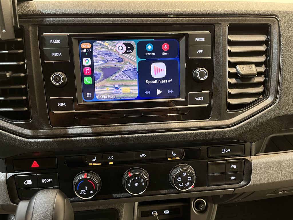 Volkswagen Crafter 35 2.0 TDI L3H3 180 PK Automaat / Euro 6 / Servicebus / Modul-System Inrichting / Euro 6 / 220V. / Trekhaak 3.000 KG / Airco / Adap. Cruise Control / Camera / CarPlay / 7.200 KM !!