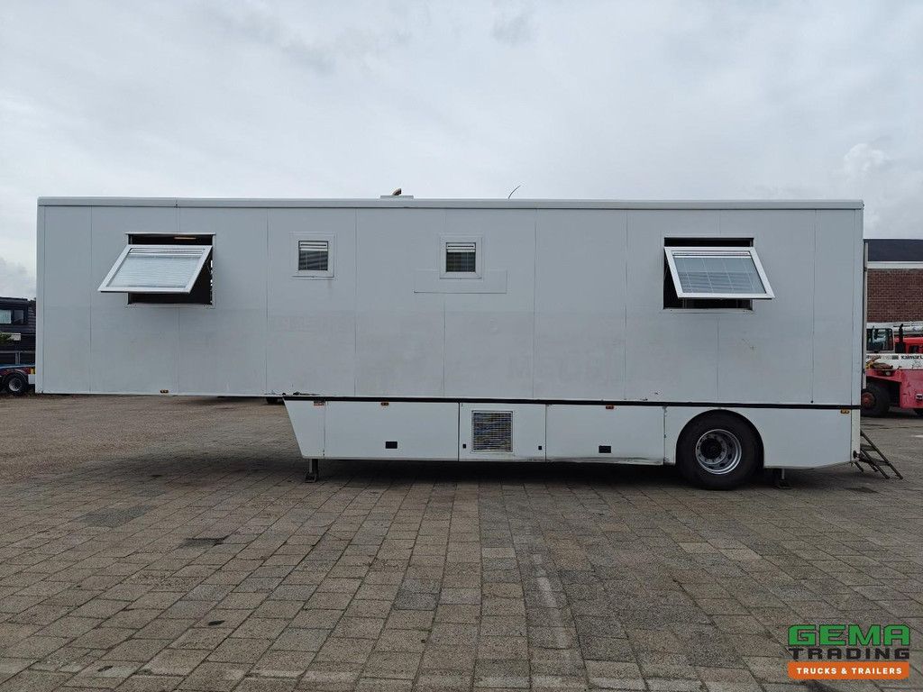 Renders ROC 12.10 NA single-axle office trailer / mobile home - air conditioners - toilet - battery pack - parking heater - hydraulic support legs