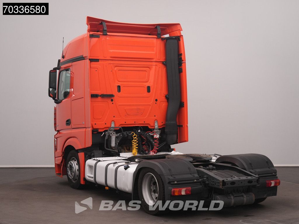 Mercedes Actros 1851 4X2 BigSpace Mega APK 04-2027 2x Tanks