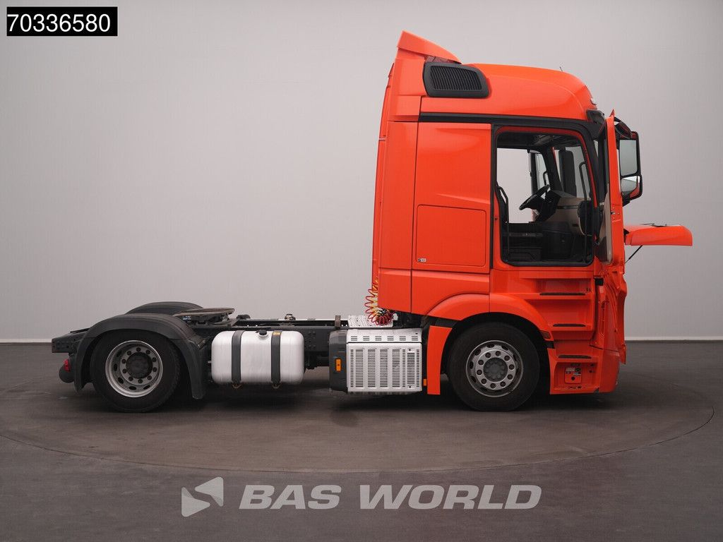 Mercedes Actros 1851 4X2 BigSpace Mega APK 04-2027 2x Tanks