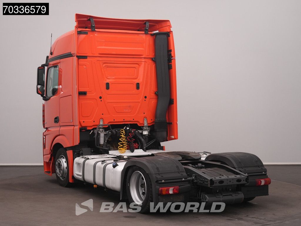 Mercedes Actros 1851 4X2 BigSpace APK Mega 2x Tanks
