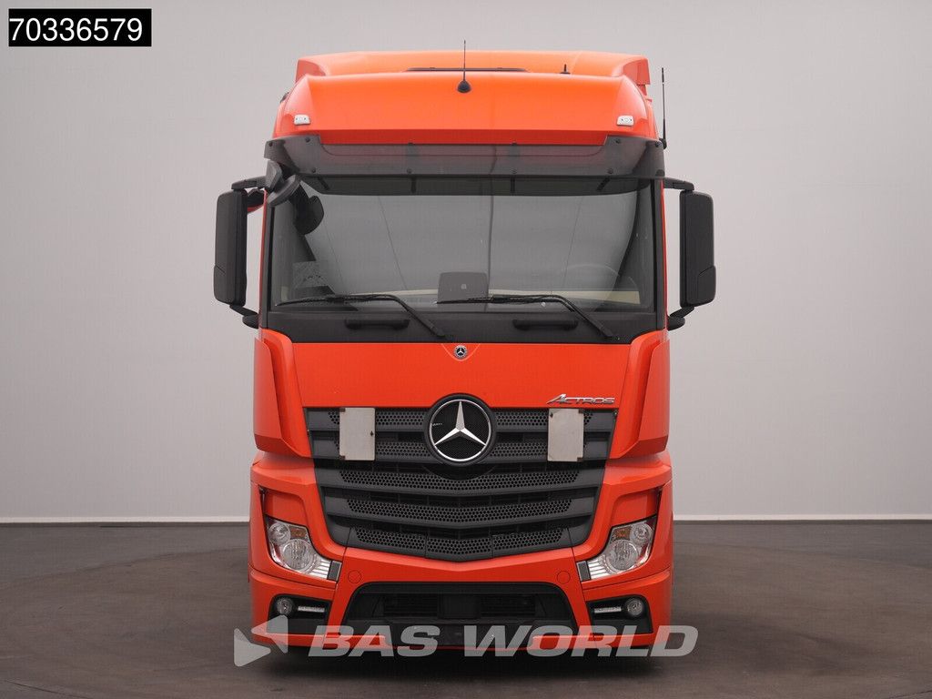Mercedes Actros 1851 4X2 BigSpace APK Mega 2x Tanks