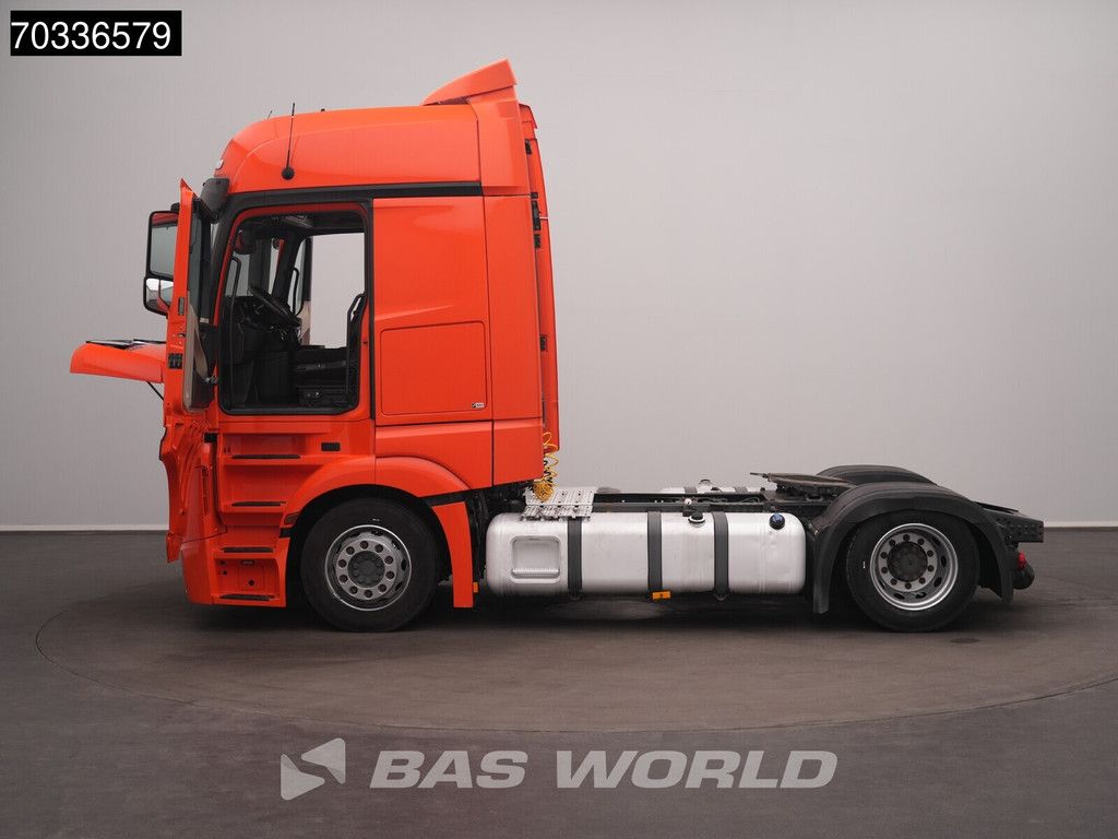 Mercedes Actros 1851 4X2 BigSpace APK Mega 2x Tanks