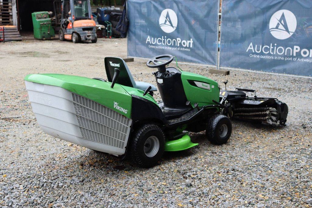 Viking MT 5097.1 Z Petrol Ride-on Mower 2014