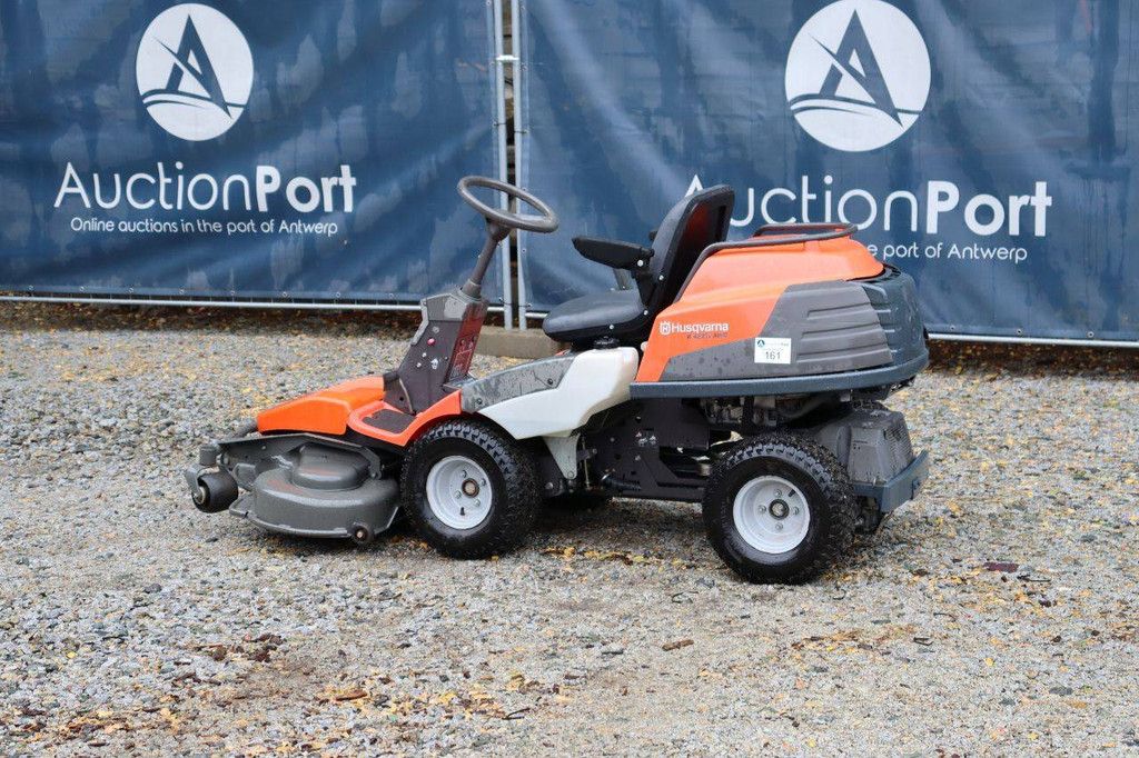 Zitmaaier Husqvarna R422Ts AWD Benzine 2014