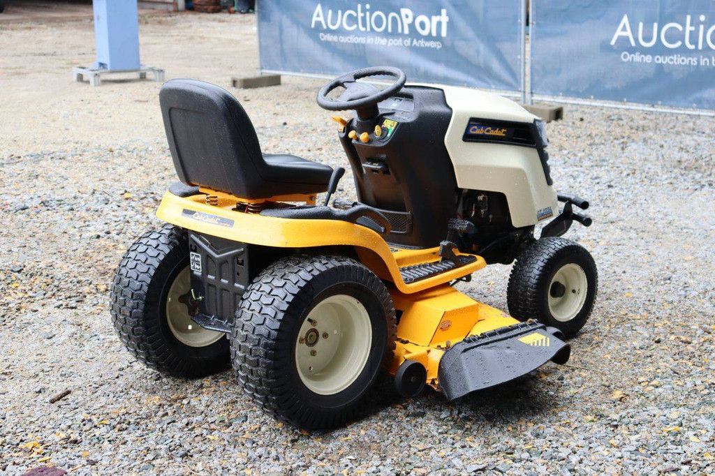 Zitmaaier Cub Cadet GT 1224 Benzine 2010