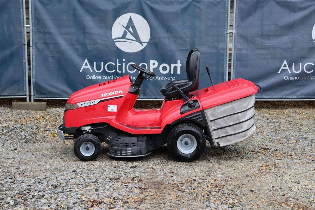 Ride-on mower Honda HF 2317 Petrol 2022