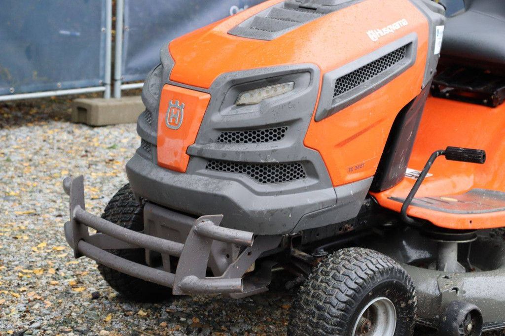 Zitmaaier Husqvarna TC 342T Benzine 2016