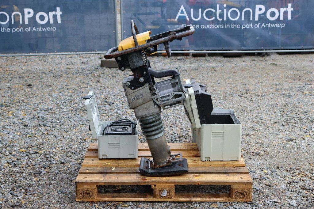 Wacker Neuson Stampfer AS50e Elektrische Vibrationsplatte 2017