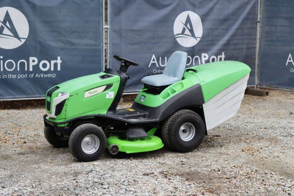 Viking MT 6127.1 ZL Petrol Ride-on Mower 2014