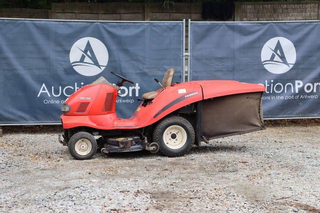Zitmaaier Yanmar RD122 Diesel 2006