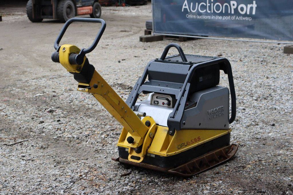 Vibrationsplattenklopfer Neuson DPU6555Hech Diesel 2017