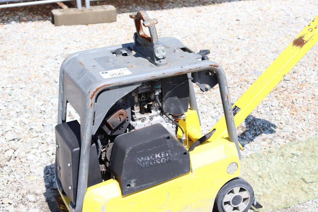 Trilplaat Wacker Neuson DPU3050 Benzine 2017