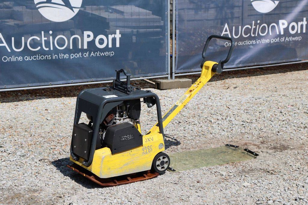 Vibratory Plate Wacker Neuson DPU3050 Diesel 2014