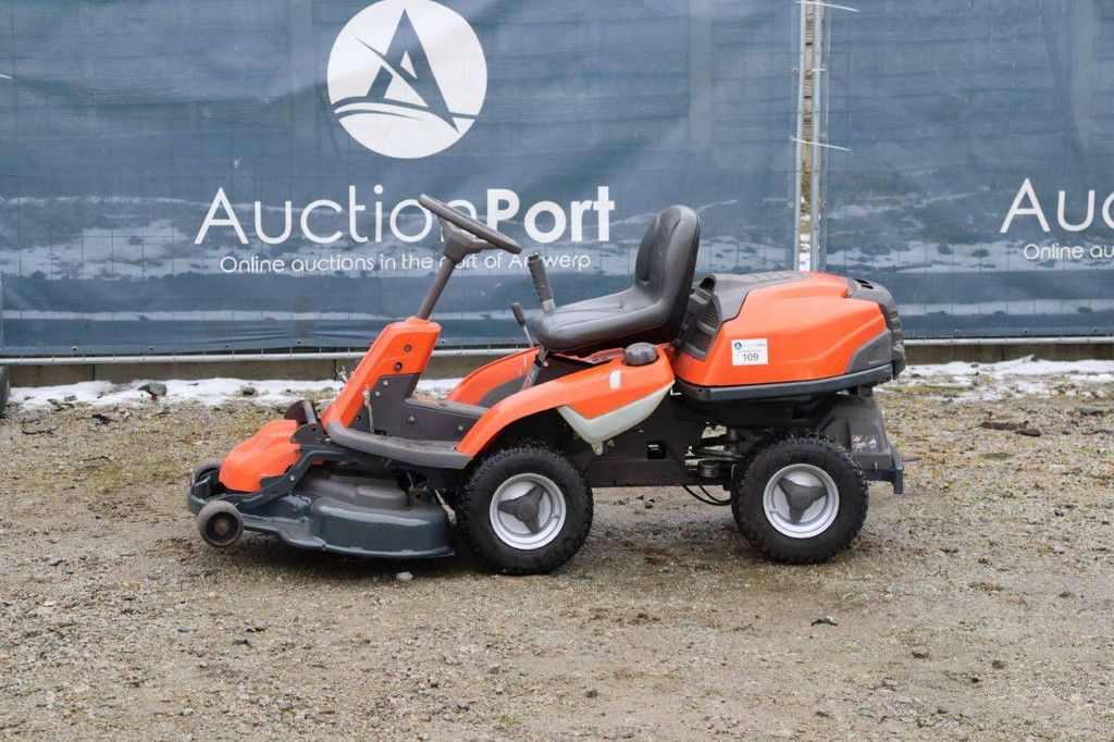 Zitmaaier Husqvarna R215TH Benzine 12.8kW 2018