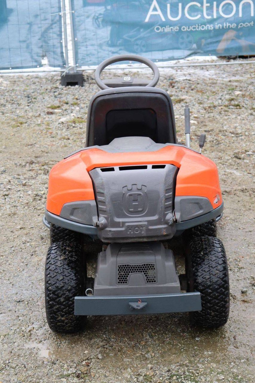 Zitmaaier Husqvarna R215TH Benzine 12.8kW 2018