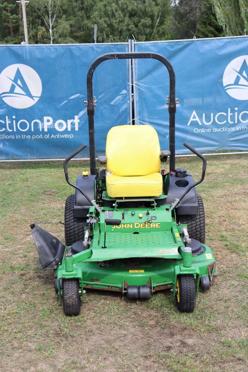 Zitmaaier John Deere ZTRAK 717E Benzine 14.2kW
