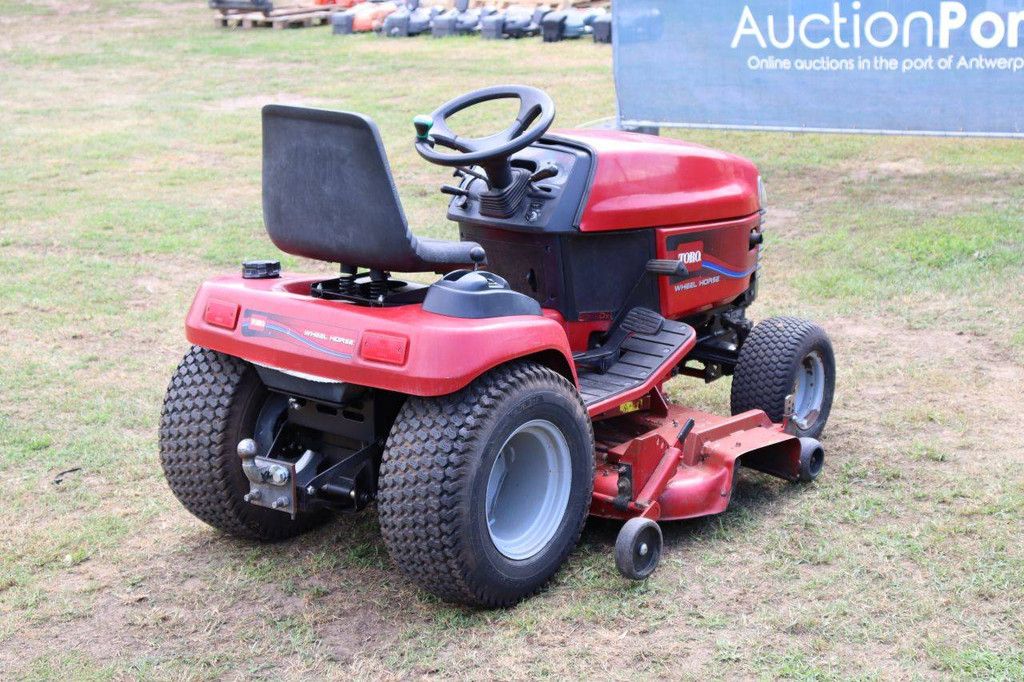 Aufsitzmäher Toro 523Dxi Diesel 9,84 kW