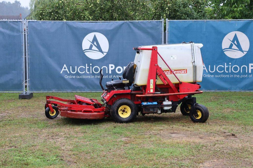 Ride-on mower Gianni Ferrari GF 900 EL Diesel 15.5kW 2006