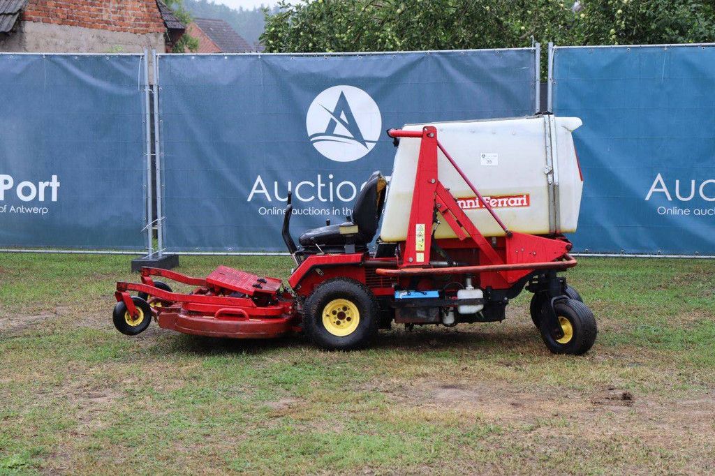 Ride-on mower Gianni Ferrari GF 900 EL Diesel 15.5kW 2006