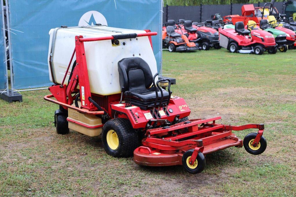 Ride-on mower Gianni Ferrari GF 900 EL Diesel 15.5kW 2006
