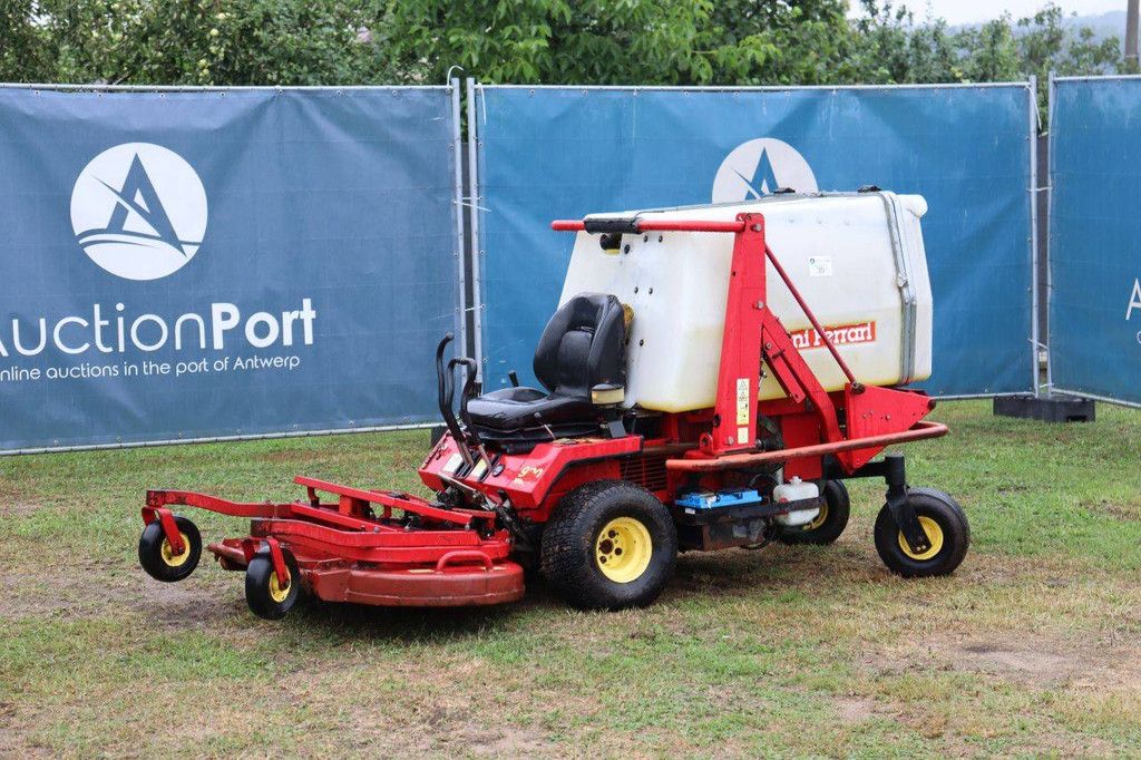 Ride-on mower Gianni Ferrari GF 900 EL Diesel 15.5kW 2006