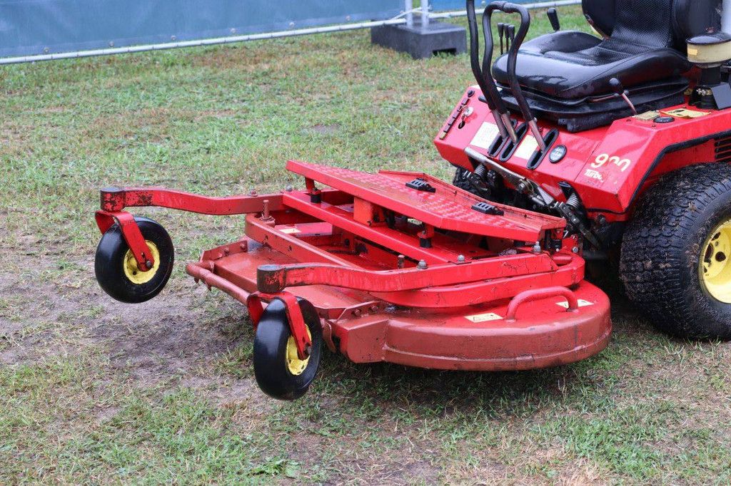 Ride-on mower Gianni Ferrari GF 900 EL Diesel 15.5kW 2006