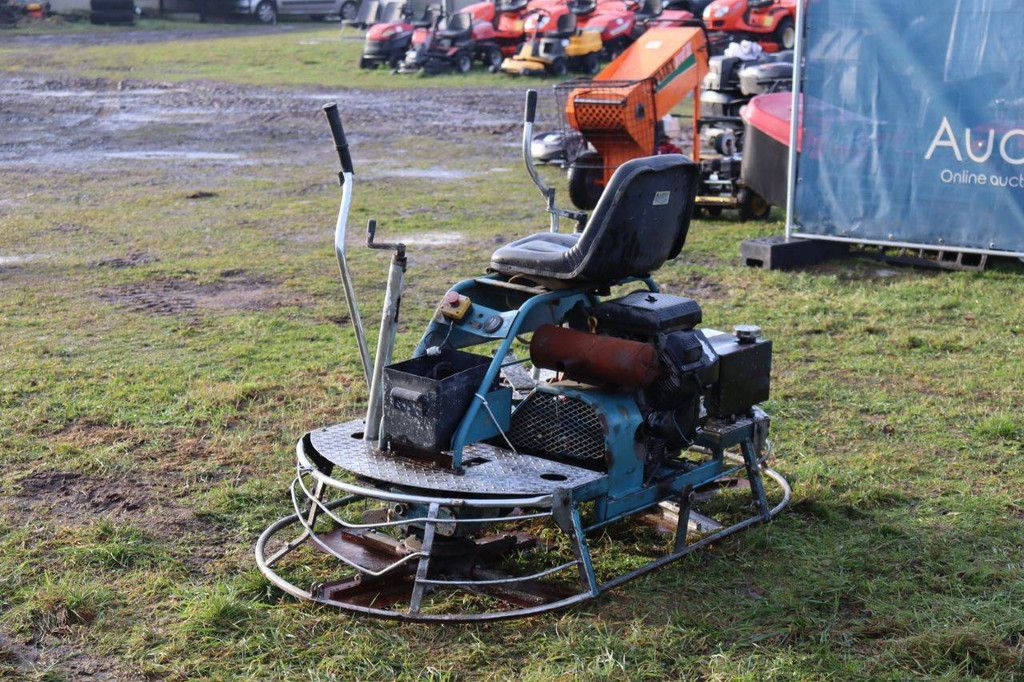 Vlindermachine Terex TS78 Benzine