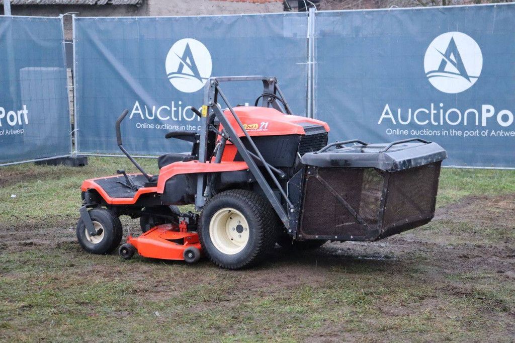 Ride-on mower Kubota GZD21 Diesel 15.6kW 2011