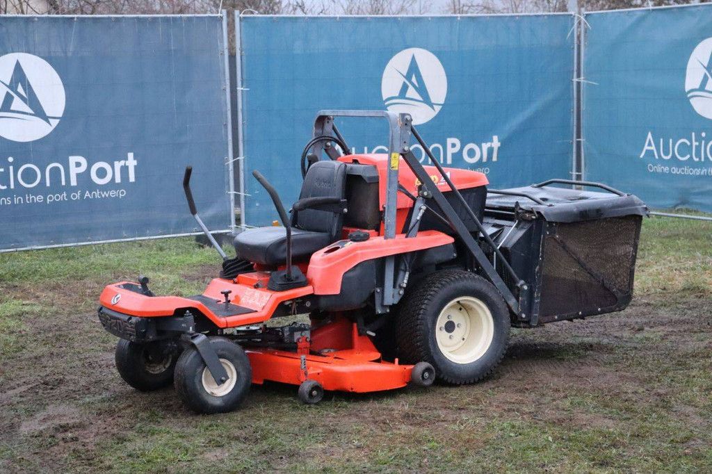 Ride-on mower Kubota GZD21 Diesel 15.6kW 2011