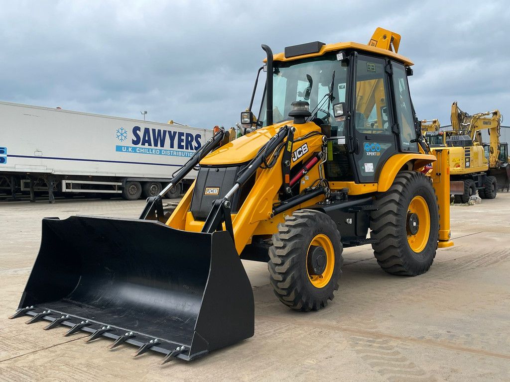 JCB 3DX 4x4 A/C Hammerlines
