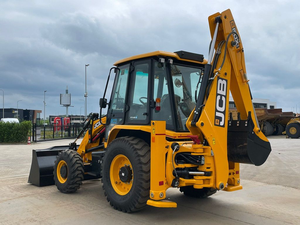 JCB 3DX 4x4 A/C Hammerlines