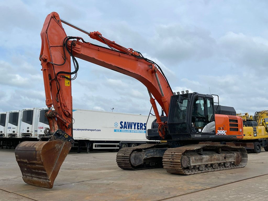 Hitachi ZX300LC-6