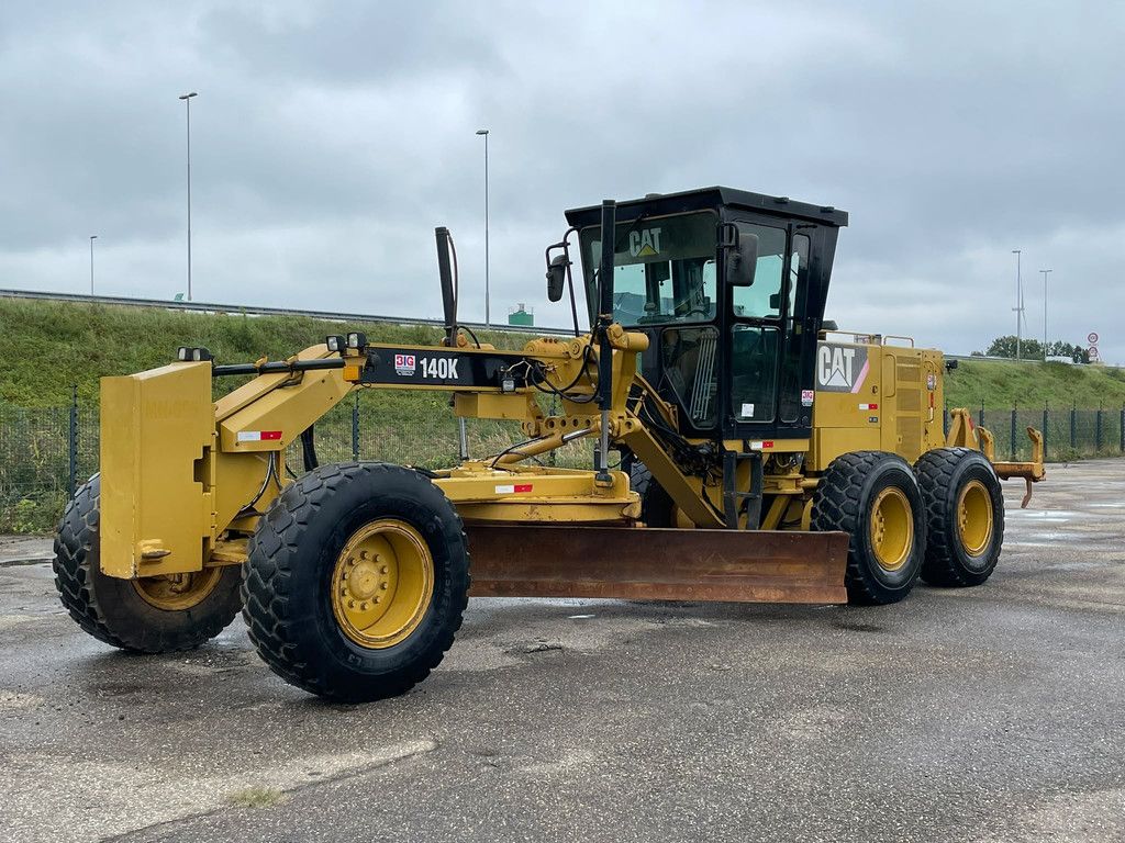 Caterpillar 140K