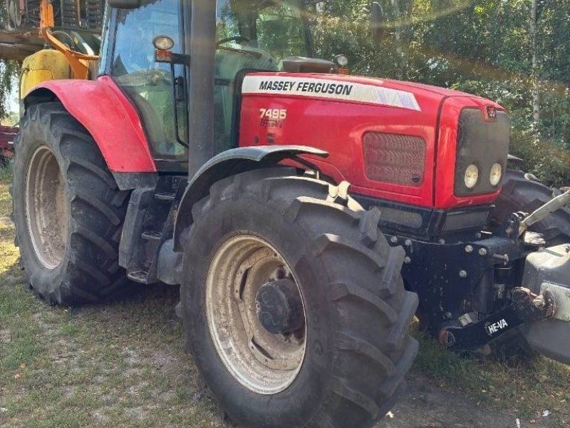 Massey Ferguson 7495
