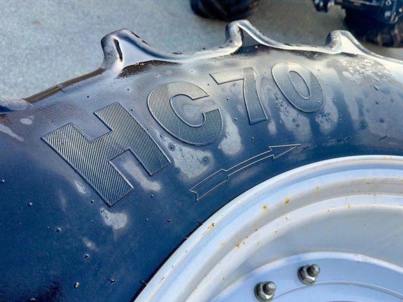 Mitas HC70 + AC85 4.80/70 R34 + 520/85 R46