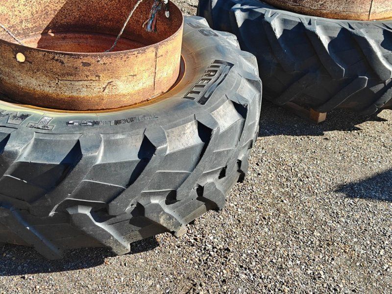 520/85 R38 XXX Inkl. 7 låse