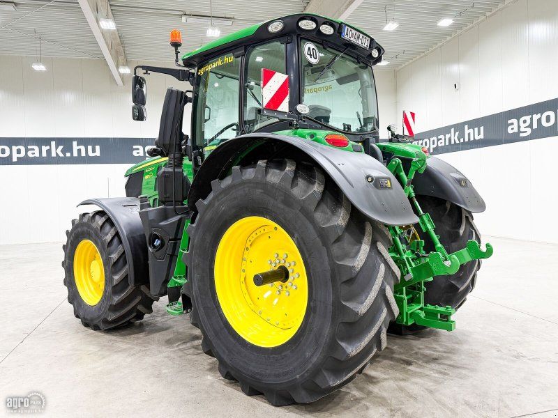 John Deere 6250R