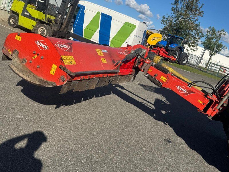 Kuhn TBES 262
