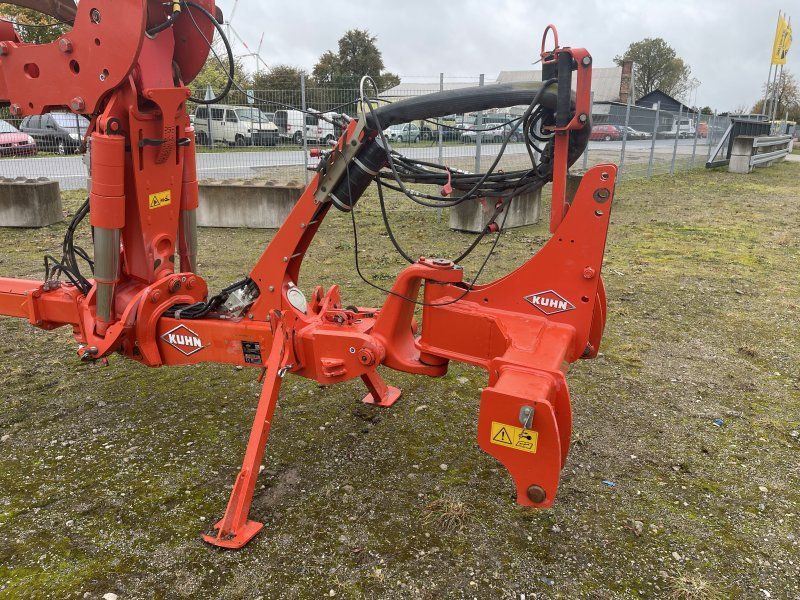 Kuhn Vari-Leader 6/8 H 42