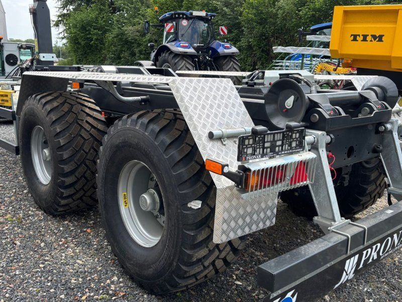 Pronar T-286