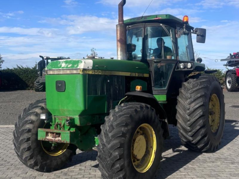 John Deere 4650