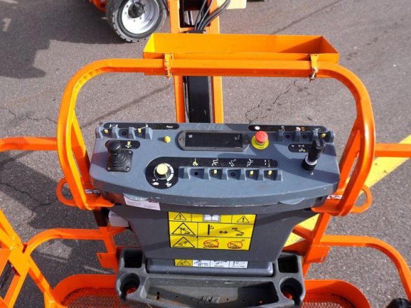 JLG E450AJ