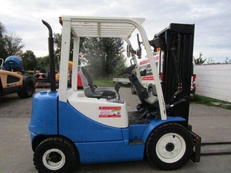 Doosan D25S-5 Tripl-FH 4,7m + Seitenschieber
