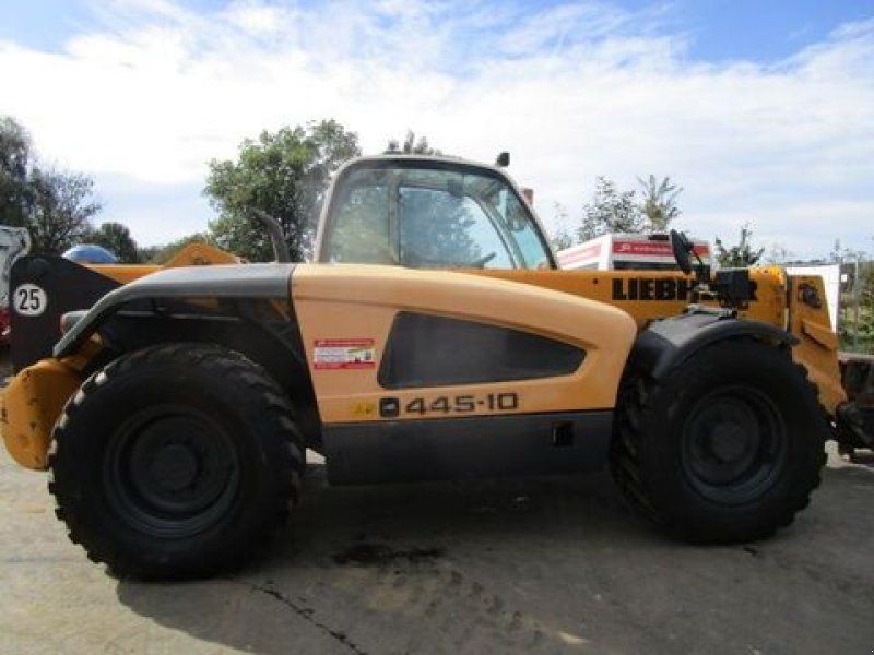 Liebherr TL445-10 10m 4,5 Ton. mit hydraulischem Schnel