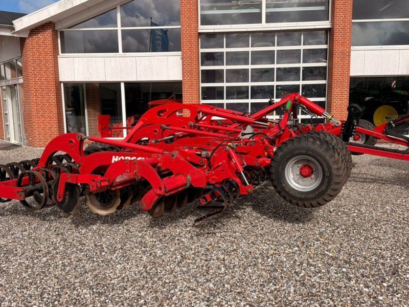 Horsch Joker 8RT Bugseret