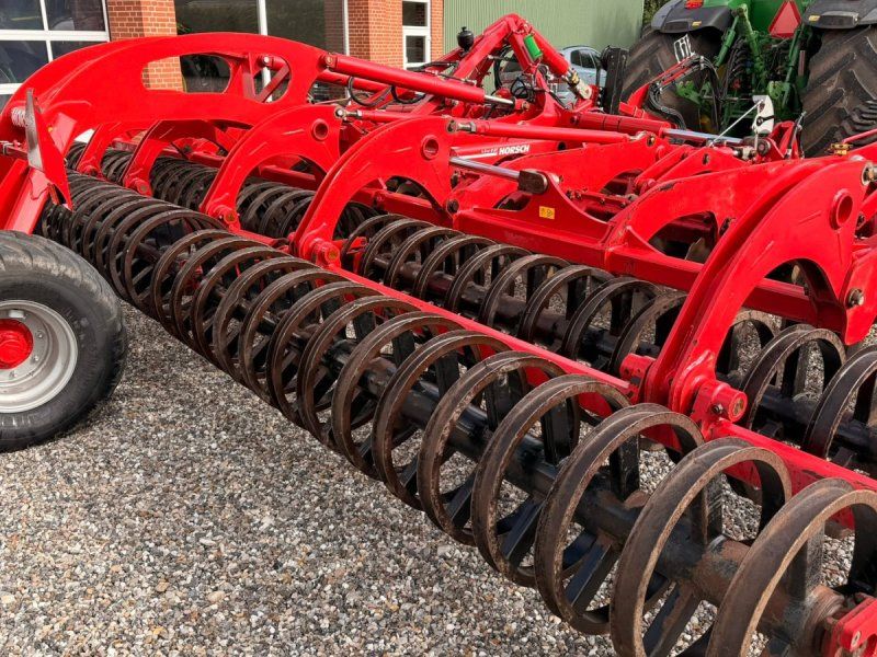Horsch Joker 8RT Bugseret