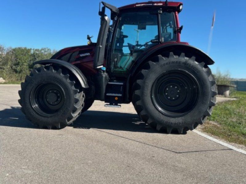 Valtra N175 D